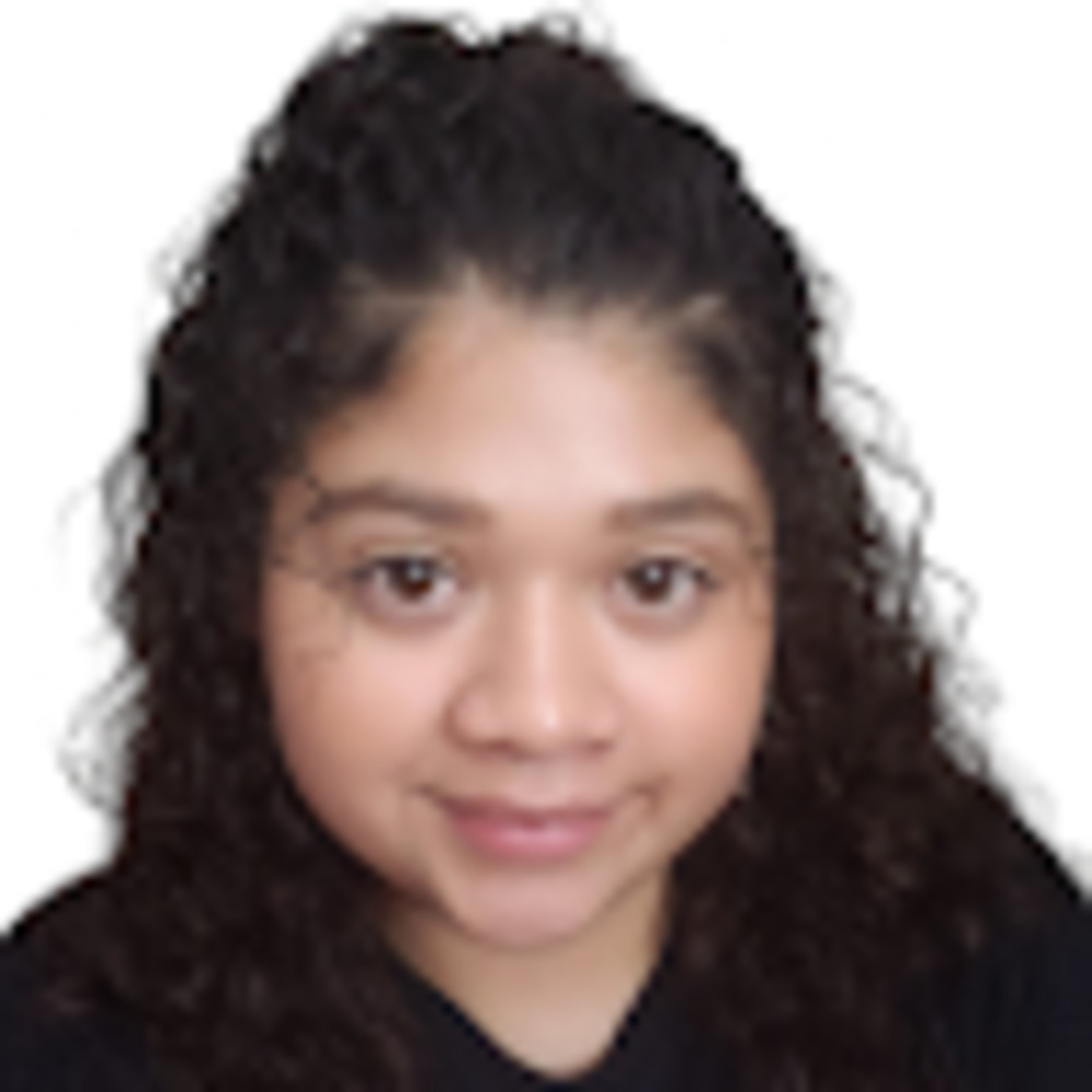 Meet your Posher, Adriana